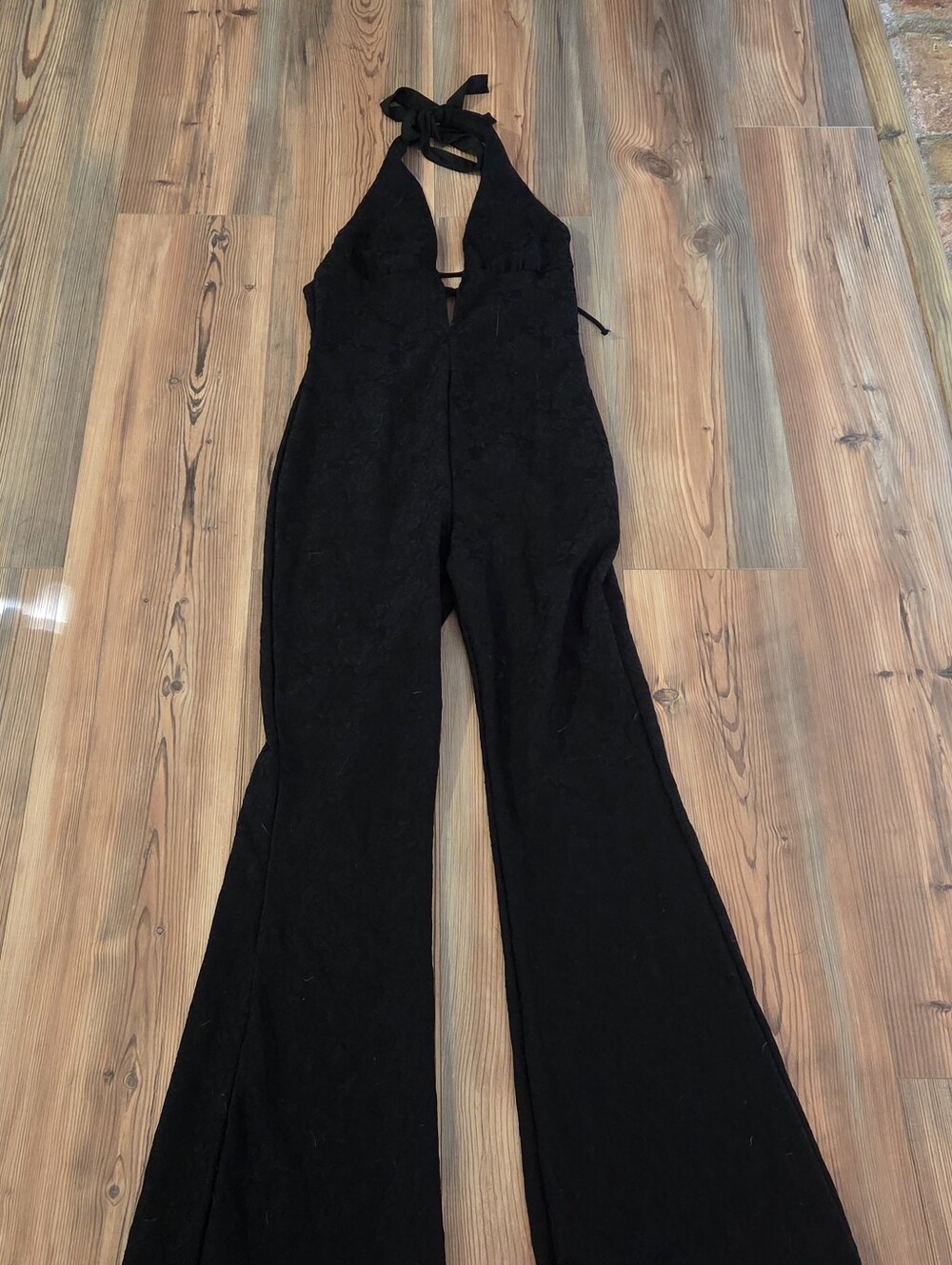 Source Unknown Black Halter-Neck Wide-Leg Jumpsuit - Picture 9 of 9